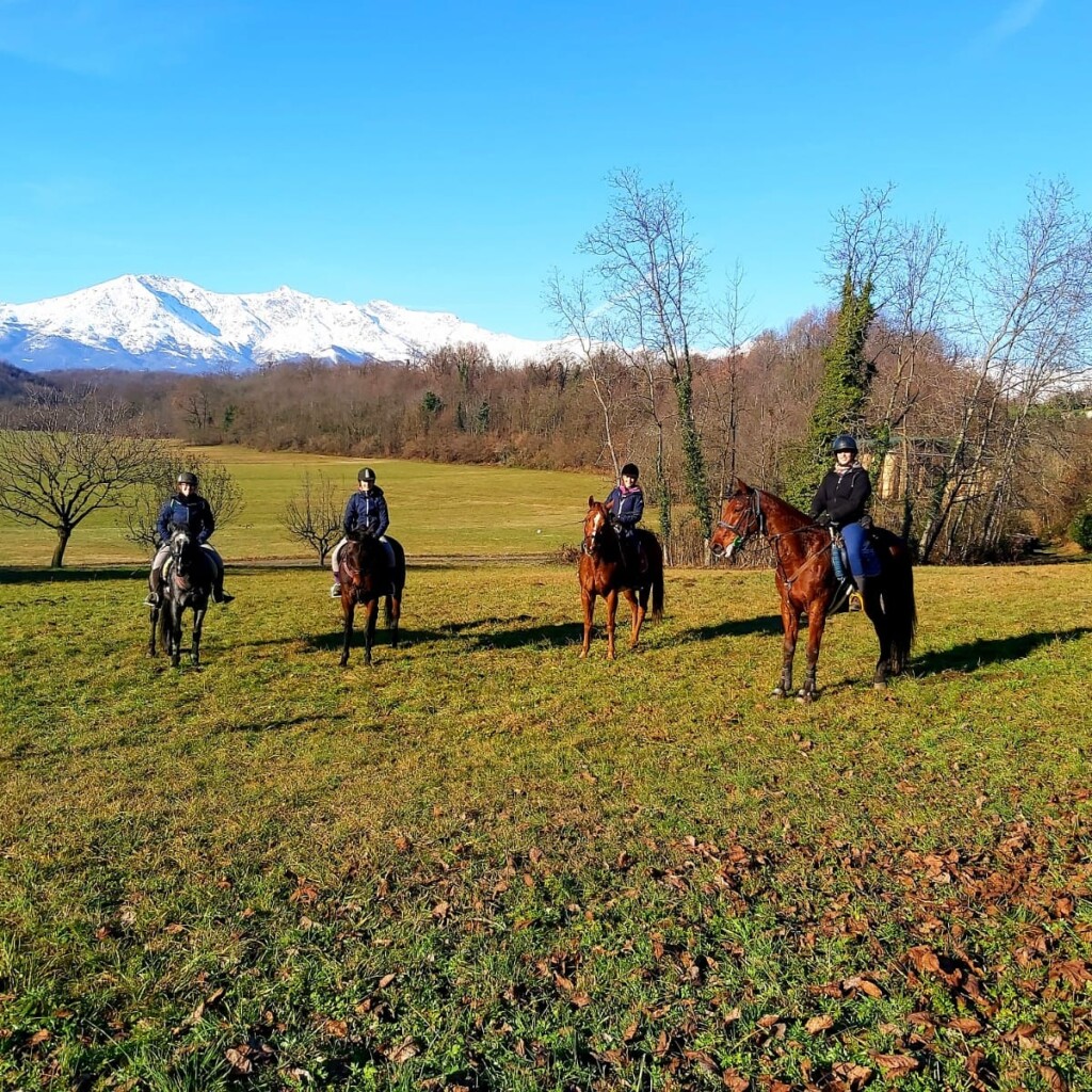 ENJOYCANAVESE - A CAVALLO NEL VERDE DELLA MORENA OVEST